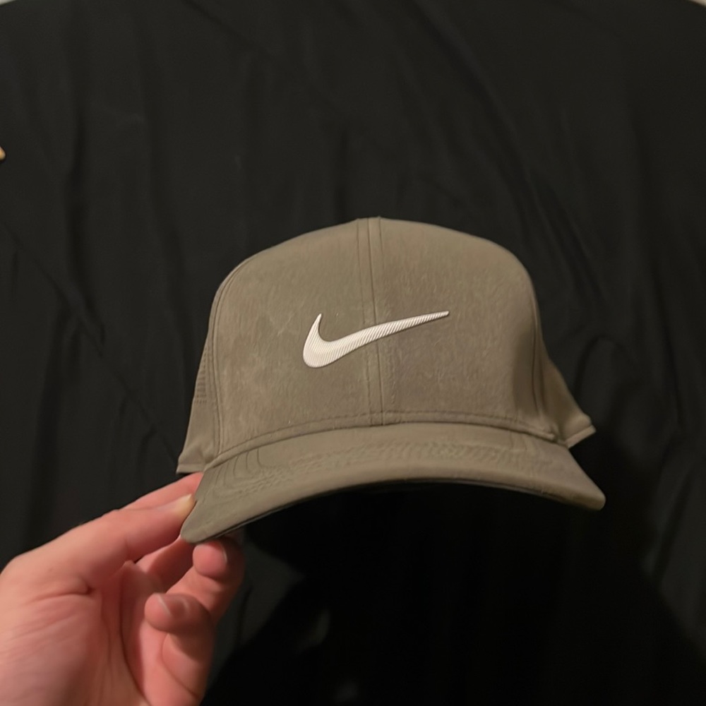 Olive green nike golf hat